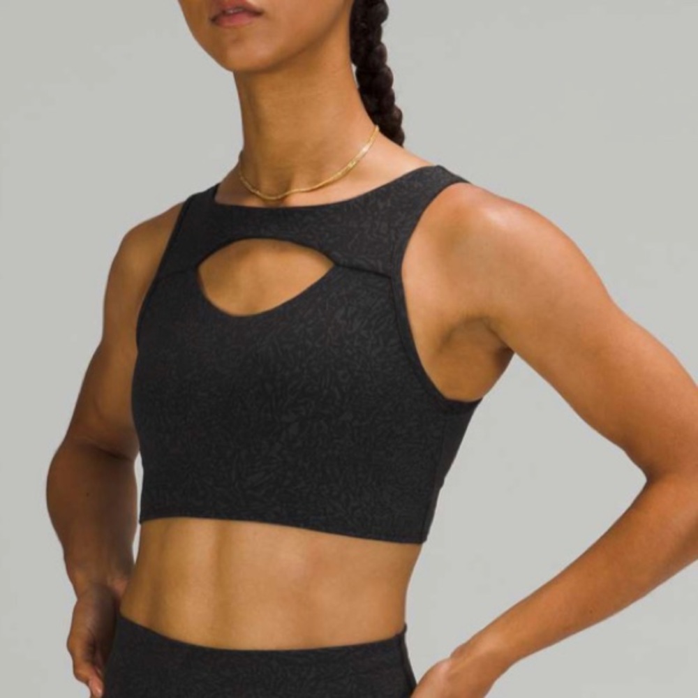 lululemon Everlux Cut-Out Train Bra *Medium Support - Crunch Black - size 10